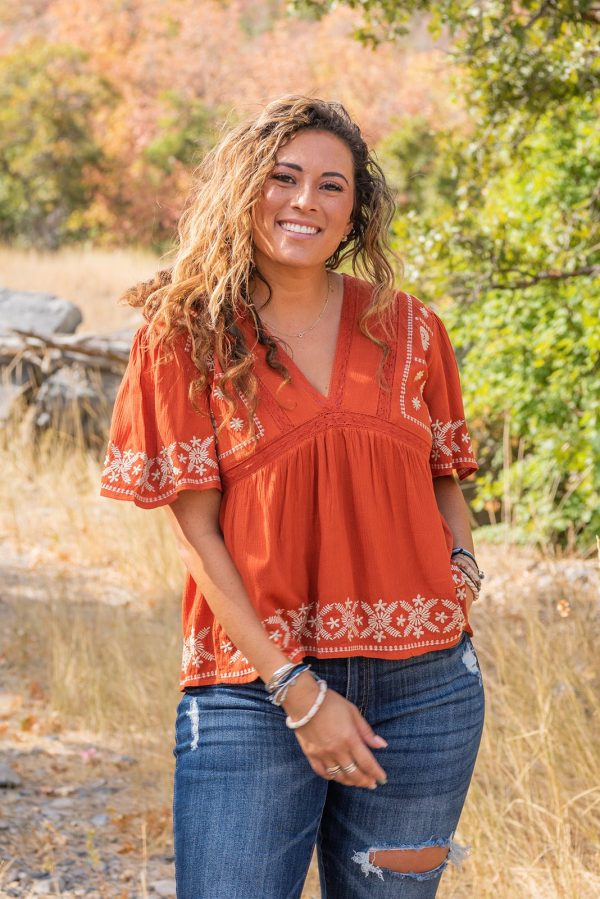 Gyzyem Embroidered Top